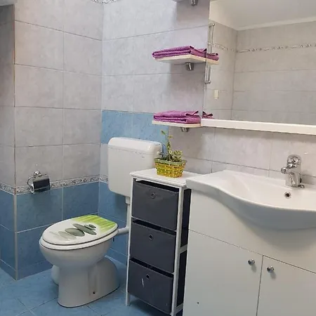 D Free Parking & Wifi, Walking Distance To Centrum Zadar
