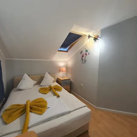 D Free Parking & Wifi, Walking Distance To Centrum Zadar