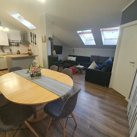 D Free Parking & Wifi, Walking Distance To Centrum *