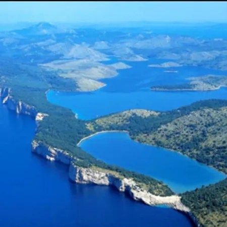 D Free Parking & Wifi, Walking Distance To Centrum Apartment Zadar